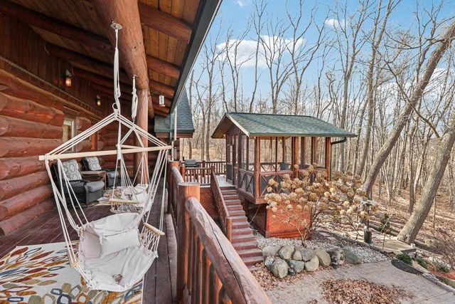 W10124 Giese Lane, Portage, WI 53901