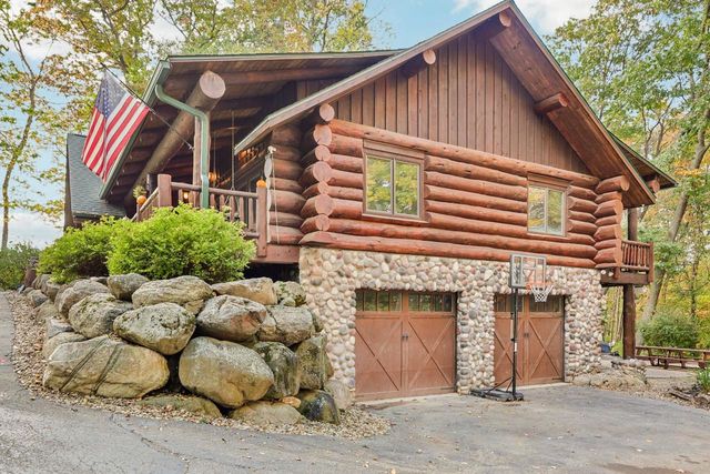 W10124 Giese Lane, Portage, WI 53901