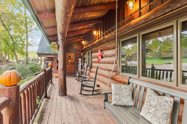 W10124 Giese Lane, Portage, WI 53901