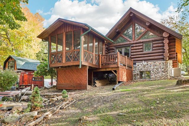 W10124 Giese Lane, Portage, WI 53901