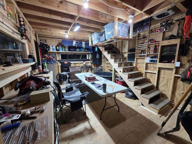 W10124 Giese Lane, Portage, WI 53901