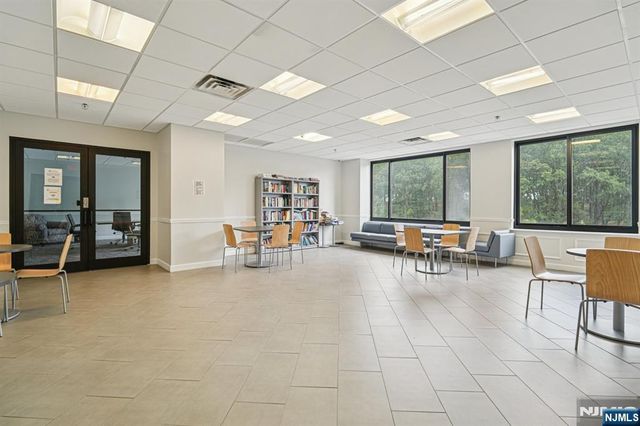 100 Old Palisade Road PL16, Fort Lee, NJ 07024