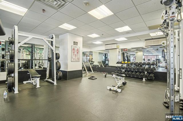 100 Old Palisade Road PL16, Fort Lee, NJ 07024