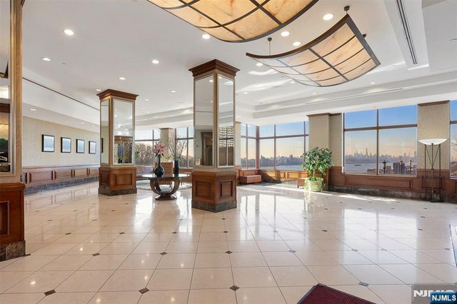 100 Old Palisade Road PL16, Fort Lee, NJ 07024