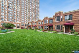 100 Old Palisade Road PL16, Fort Lee, NJ 07024
