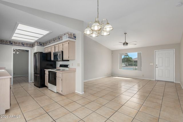7906 E NAVARRO Avenue, Mesa, AZ 85209