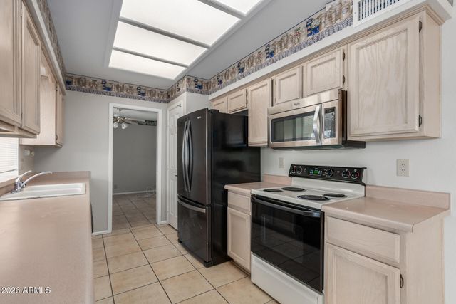 7906 E NAVARRO Avenue, Mesa, AZ 85209