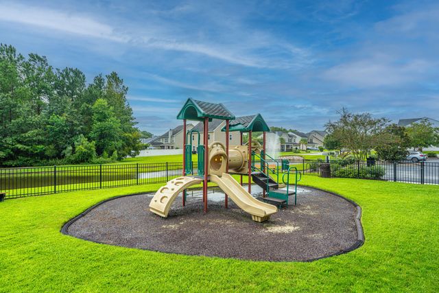104 Blackwater Way, Moncks Corner, SC 29461