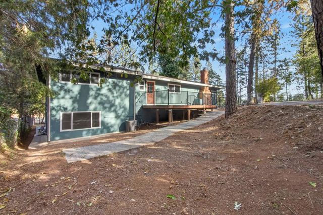 17891 Lake Arthur Rd, Applegate, CA 95703