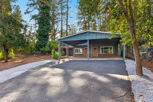 17891 Lake Arthur Rd, Applegate, CA 95703