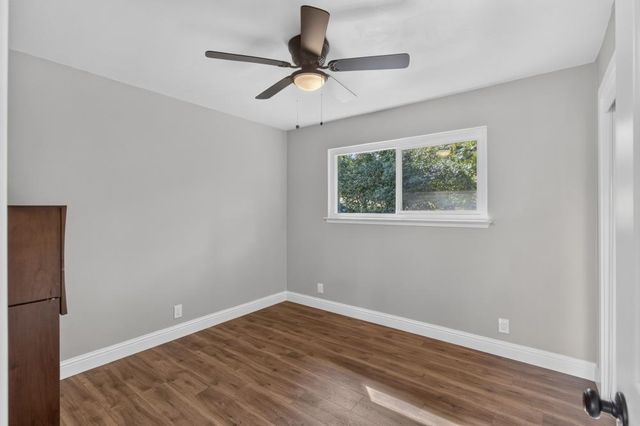 17891 Lake Arthur Rd, Applegate, CA 95703