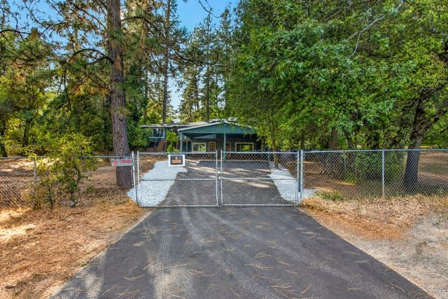 17891 Lake Arthur Rd, Applegate, CA 95703