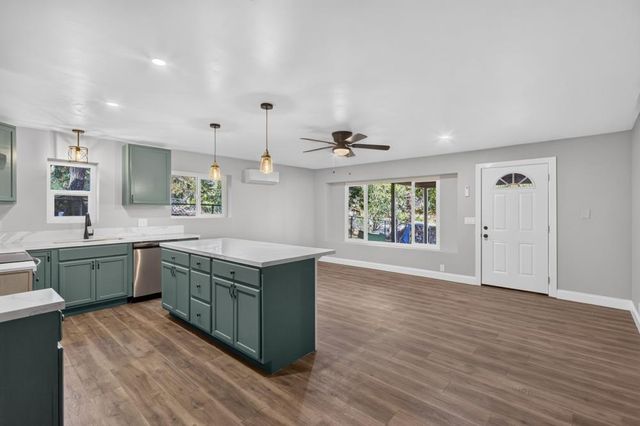 17891 Lake Arthur Rd, Applegate, CA 95703