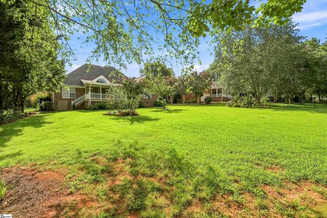 817 Indian Trail Run, Inman, SC 29349