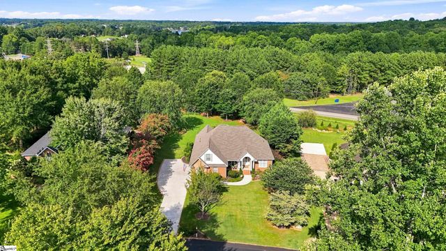 817 Indian Trail Run, Inman, SC 29349