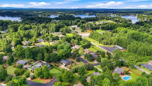 817 Indian Trail Run, Inman, SC 29349