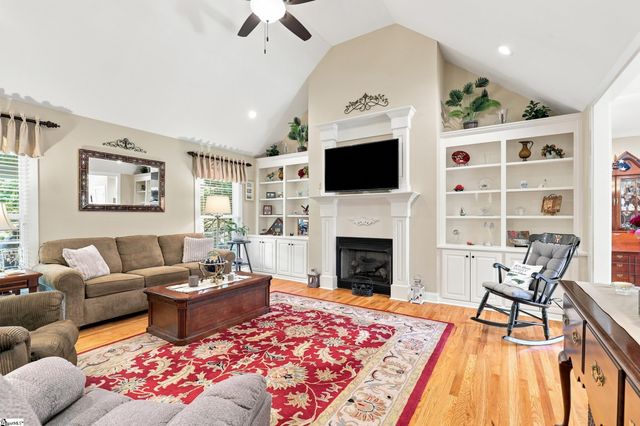 817 Indian Trail Run, Inman, SC 29349