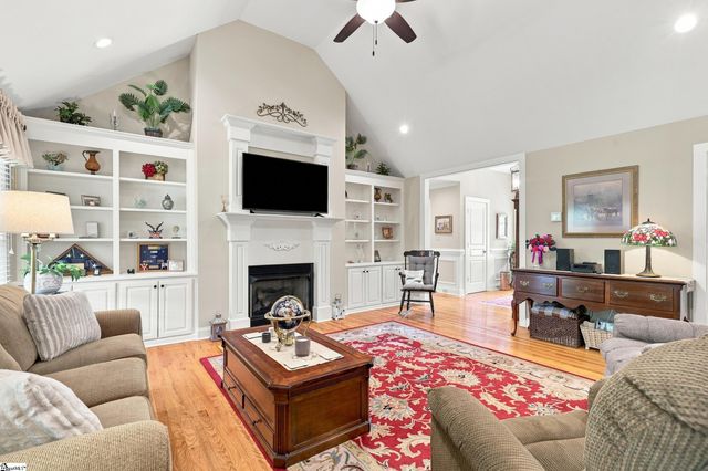817 Indian Trail Run, Inman, SC 29349