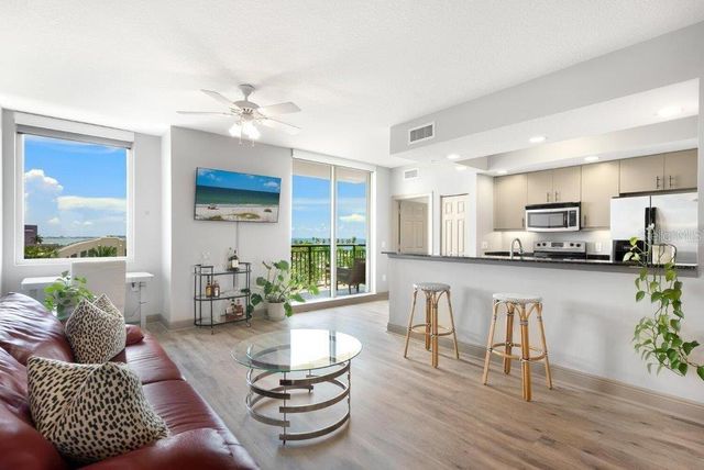 800 N TAMIAMI TRAIL 405, Sarasota, FL 34236