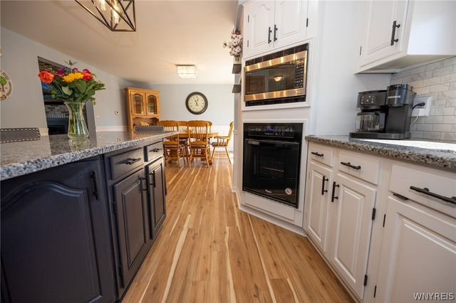 149 Boxwood Circle, Hamburg, NY 14075