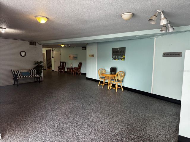 5660 80TH STREET N C101, St Petersburg, FL 33709