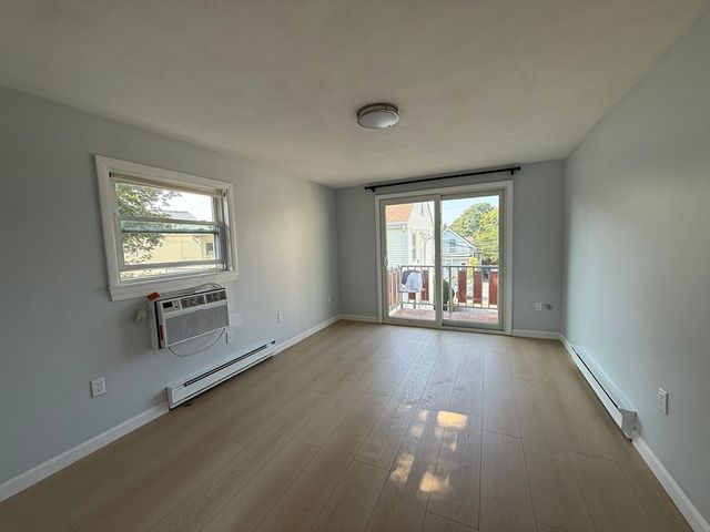 100 Central St 4, Waltham, MA 02453