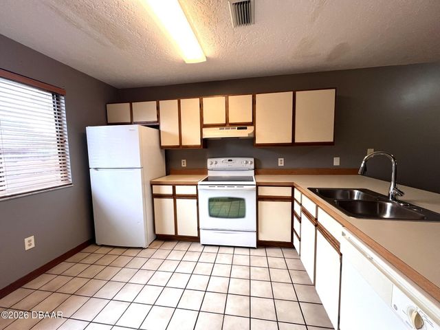 3559 Forest Branch Dr Apt C, Port Orange, FL 32129