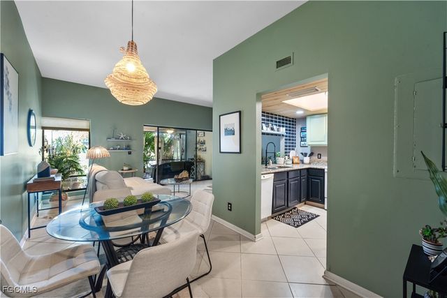 8805 Lateen LN 103, Fort Myers, FL 33919