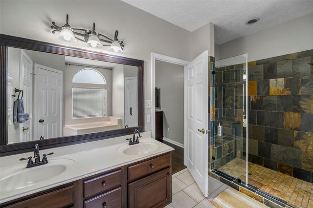 139 Park Way, Conroe, TX 77356