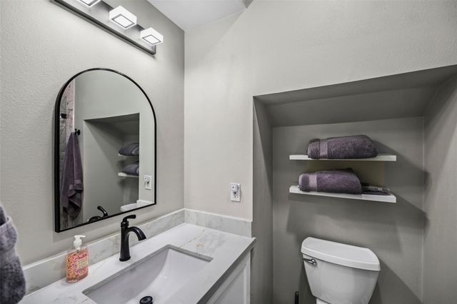 139 Park Way, Conroe, TX 77356