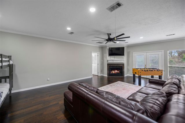 139 Park Way, Conroe, TX 77356