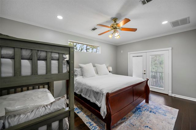 139 Park Way, Conroe, TX 77356