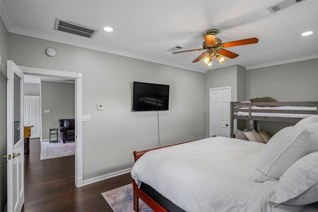 139 Park Way, Conroe, TX 77356