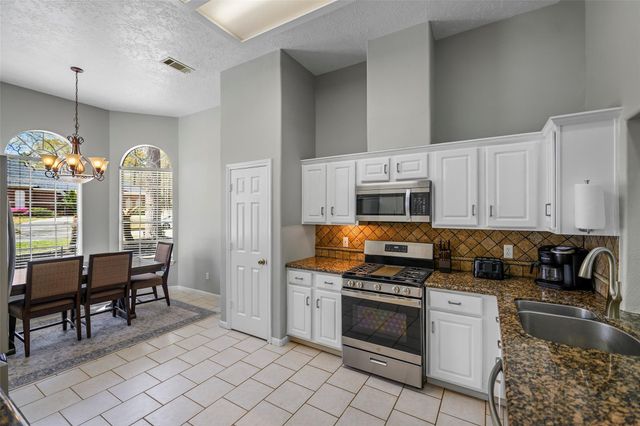 139 Park Way, Conroe, TX 77356