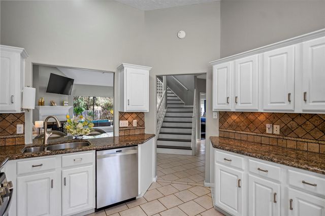 139 Park Way, Conroe, TX 77356