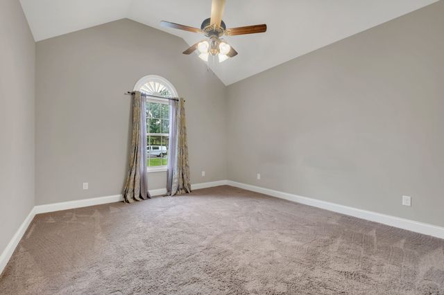 3006 Gracie Ann Dr, Greenbrier, TN 37073