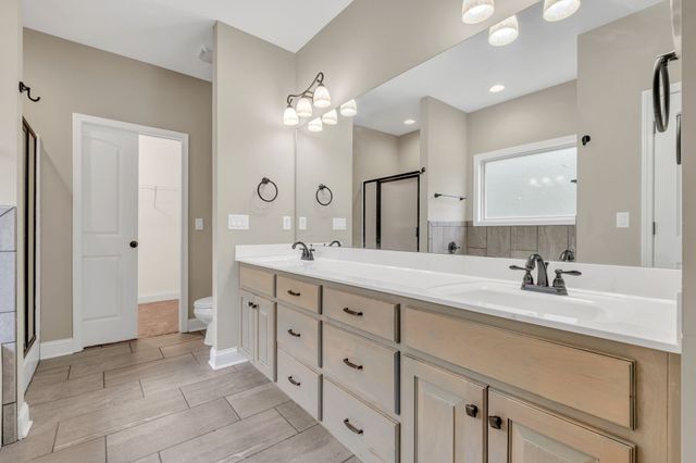 3006 Gracie Ann Dr, Greenbrier, TN 37073