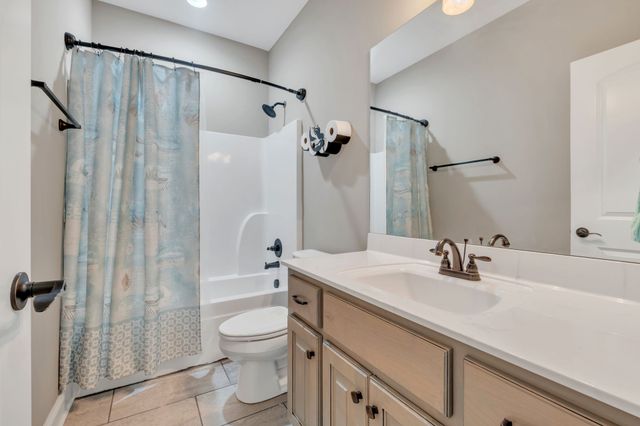 3006 Gracie Ann Dr, Greenbrier, TN 37073