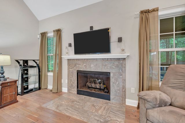 3006 Gracie Ann Dr, Greenbrier, TN 37073