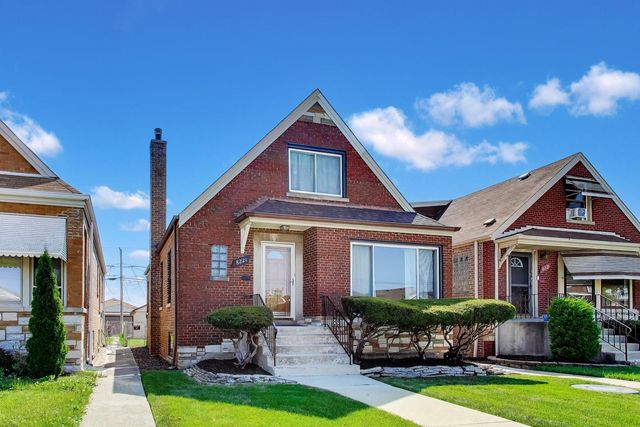 8221 S Troy Street, Chicago, IL 60652