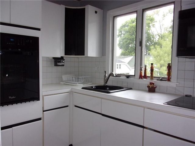 85 Homewood Avenue 2nd Flr, North Providence, RI 02911