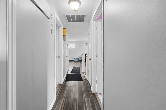 51 Hideaway Ln, Wareham, MA 02538