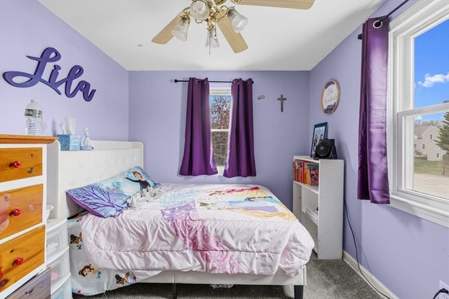 51 Hideaway Ln, Wareham, MA 02538