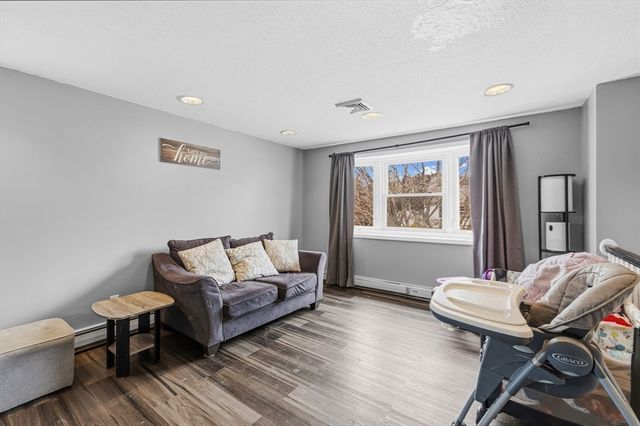 51 Hideaway Ln, Wareham, MA 02538