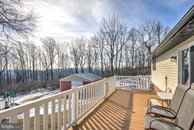 63 PRESTON RD, Wernersville, PA 19565