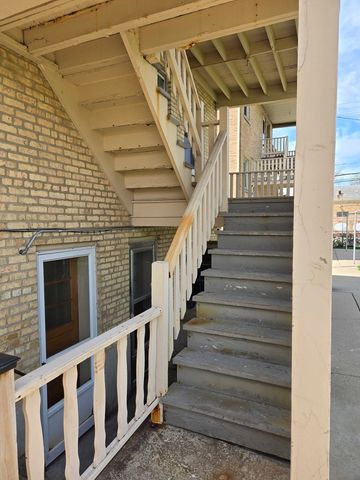 7126 W Jarvis Avenue 1, Niles, IL 60714