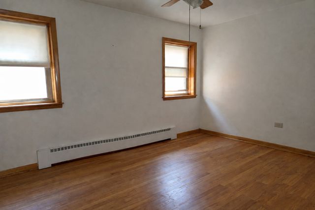 7126 W Jarvis Avenue 1, Niles, IL 60714