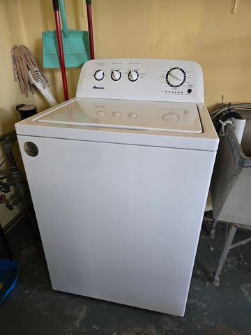 7126 W Jarvis Avenue 1, Niles, IL 60714