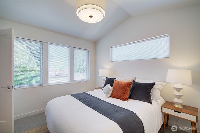 8319 25th Avenue NW, Seattle, WA 98117