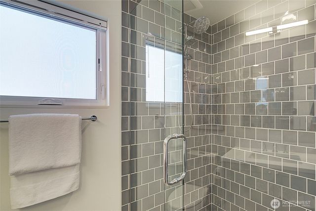 8319 25th Avenue NW, Seattle, WA 98117